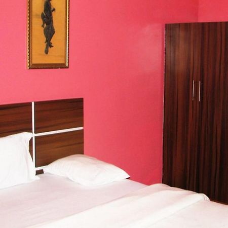 Room In Lodge - Londa Hotel And Suites Port Harcourt Kültér fotó